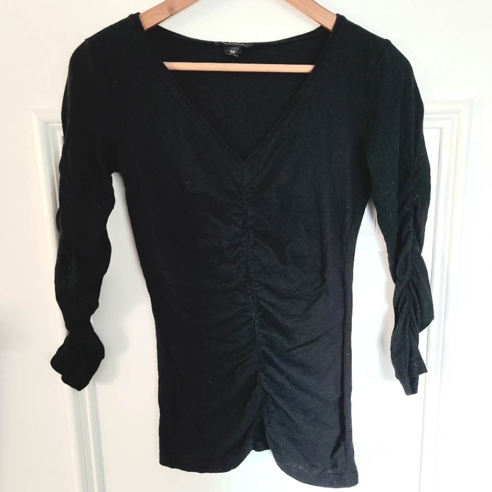 Club Monaco‎ ruched knit top